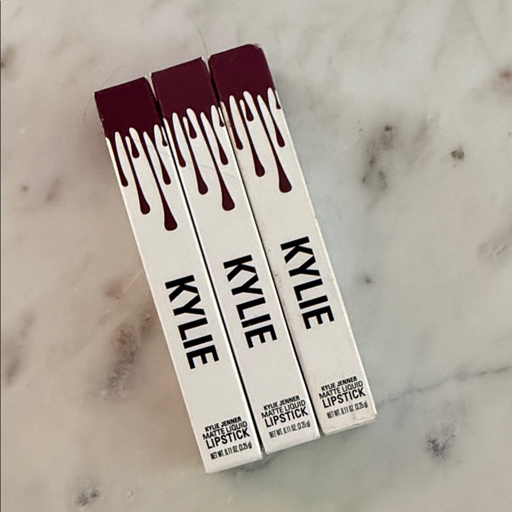 Kylie Matte Liquid Lipstick Matte “Love Bite”